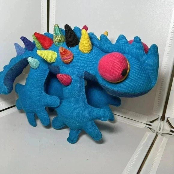 Handmade Barefoot Thorny Devil Blue Colorful - Picture 1 of 8